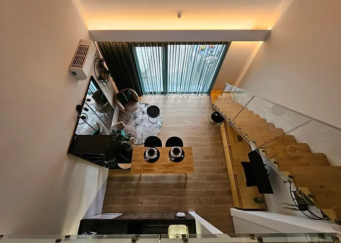 Loft N6 * Marinha Grande